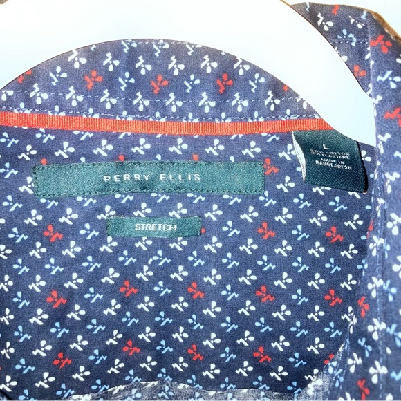 Perry Ellis Patterned Button Up - Picture 2 of 5